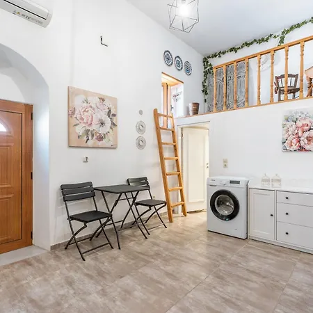 Tatil Evi Amalia's Traditional In Paradisi Paradeísion